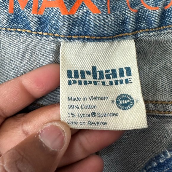 Men's Urban Pipeline™ Slim Bootcut MaxFlex Jeans - Light Wash 38x30 - Picture 10 of 12